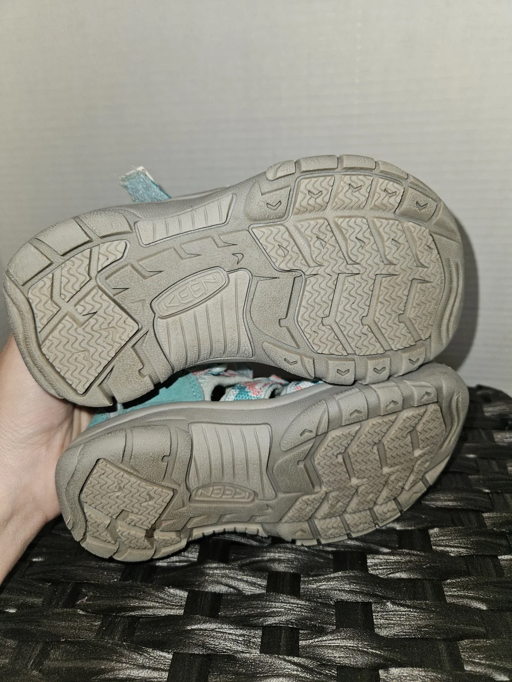 Keen Kids Aqua and Pink Camo Hiking / Water Shoes